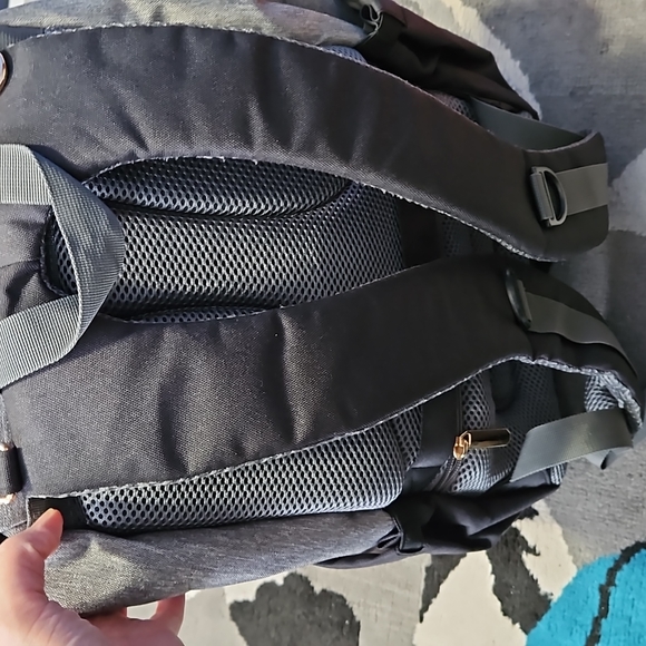 Famicare Diaper Backpack with USB Bottle Warmer & Phone Charger - Picture 6 of 8